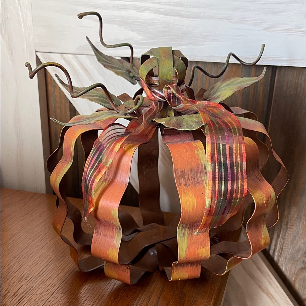 Autumn Metal Pumpkin Decoration